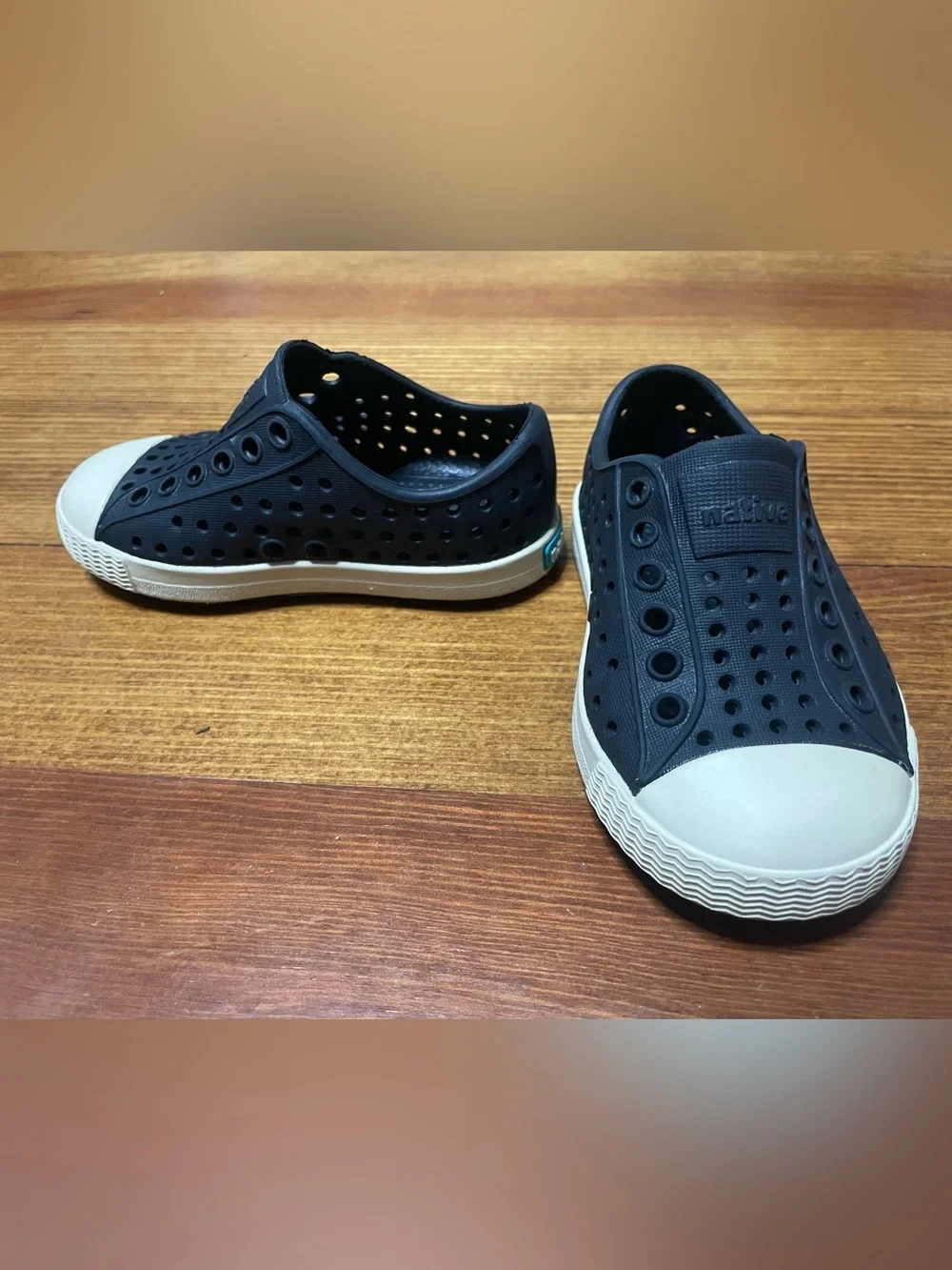 Native Shoes Jefferson Slip On Water Shoes in Black  Size 5